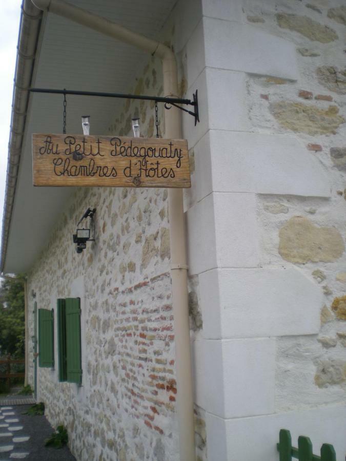 Bed and Breakfast Au Petit Pédegouaty Heugas Exterior foto