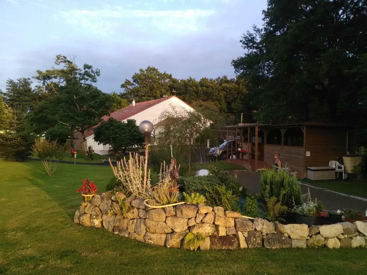 Bed and Breakfast Au Petit Pédegouaty Heugas Exterior foto